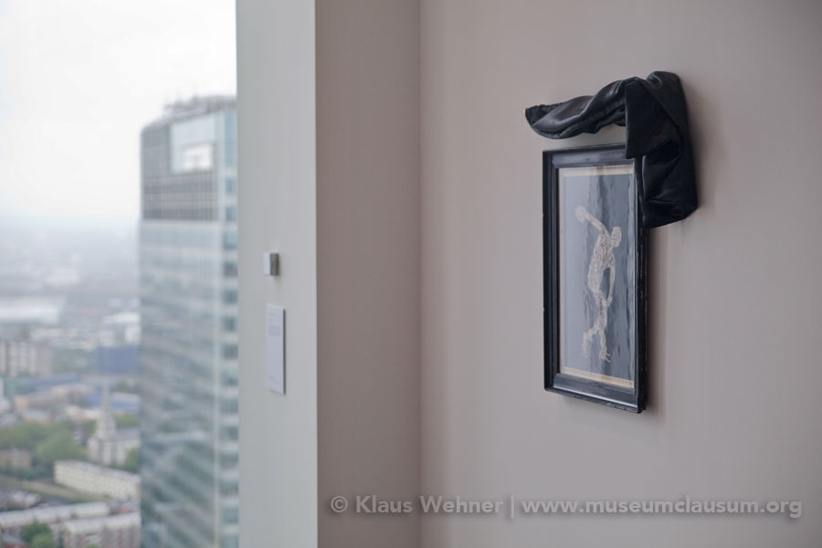 The Picture of Discobulus installed